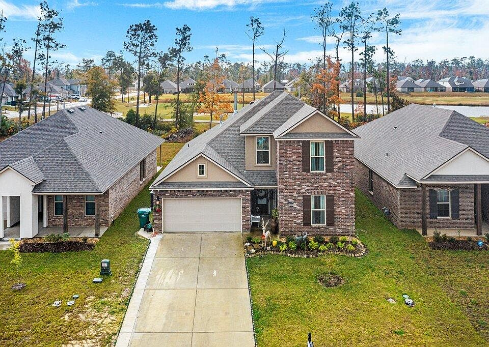 1st image of 1513 Fairway Dr
