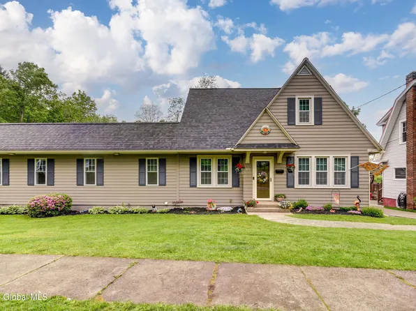 45 3rd Street, Canajoharie, NY 13317