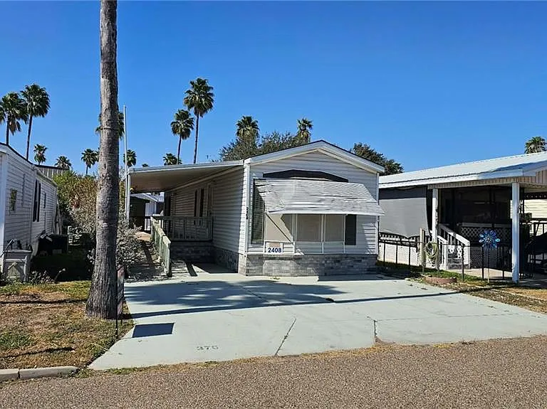 2408 Meadowlark St — Photo 2