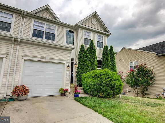 2nd image of 215 Pennshire Dr