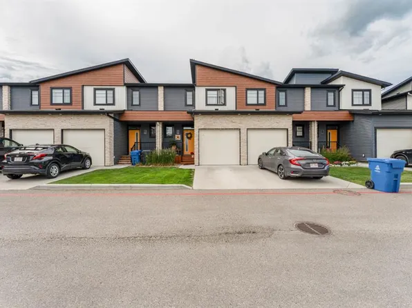 490 E Highlands Blvd W #5, Lethbridge, AB T1J 5K5