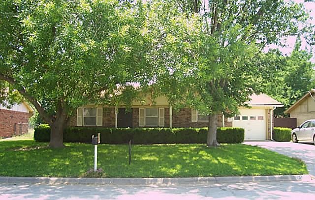 2nd image of 1500 Patricia Dr