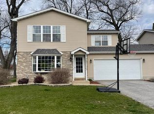 6907 Swan Ln, Schererville, IN