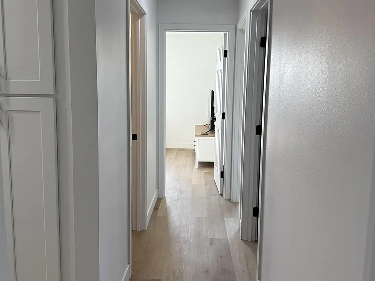 664 Carefree Dr — Photo 21