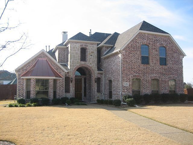 Stone & brick, 5 BD plus Study, Media, and Gameroom!