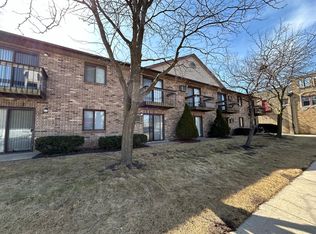 2101 S 75th St UNIT B, Milwaukee, WI 53219