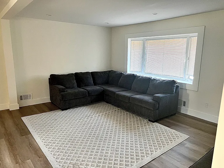 340 Washington Ave #1 — Photo 10
