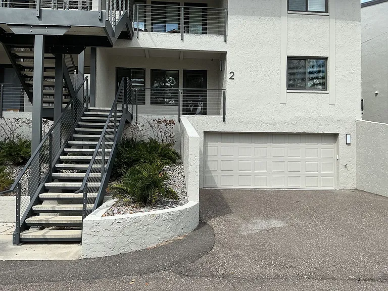 1 Lake Hollingsworth Dr #2 — Photo 1