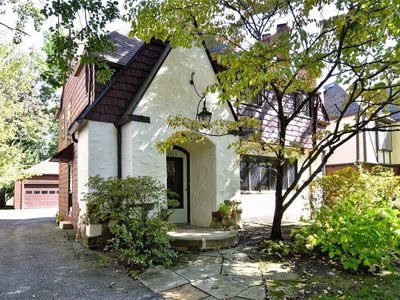 3345 Kenmore Rd, Shaker Heights, OH, 44122
