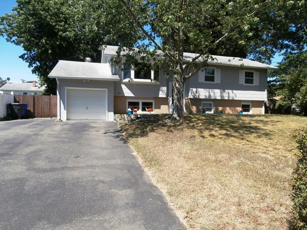 562 Vaughn Ave, Toms River, NJ 08753 Zillow