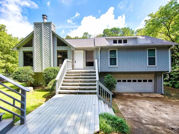 2424 Burgundy Dr, Birmingham, AL 35244