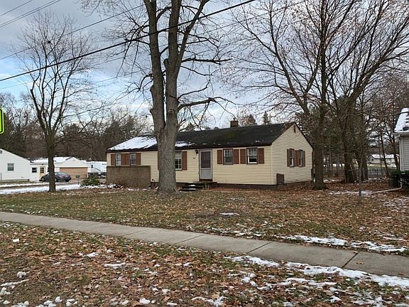 2nd image of 3738 Miramar Ave NE