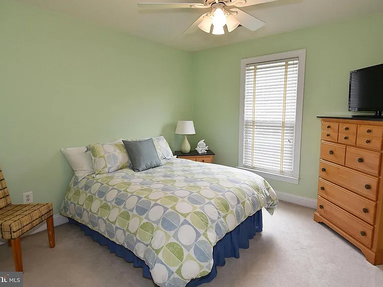 4281 Kearny Ln — Photo 14
