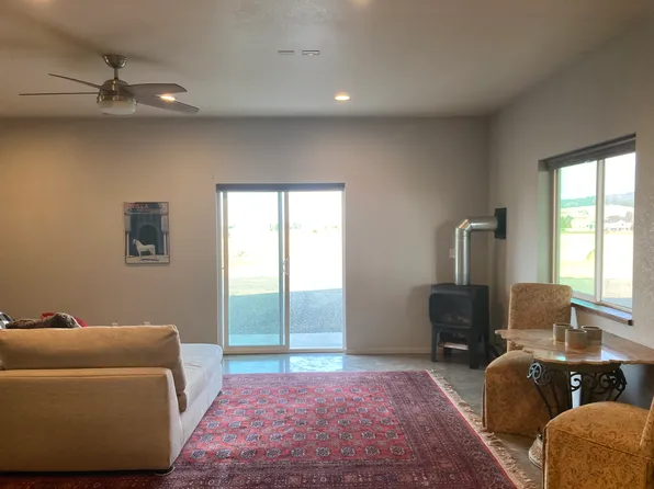 11505 E Gibbs Rd, Valleyford, WA 99036