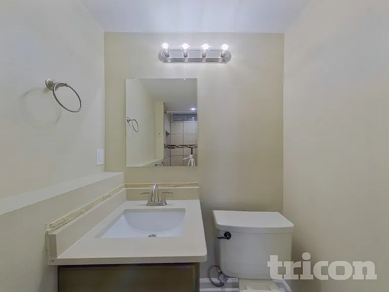 4710 Spacewalk Way — Photo 11