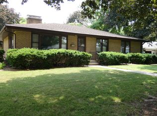 700 Betula Ave, Joliet, IL