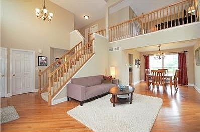 4th image of 17 Creekside Ct