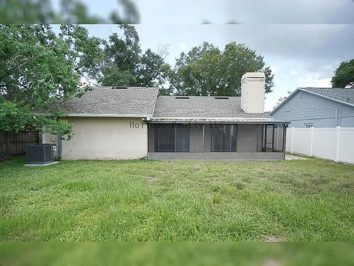 8755 Hampden Dr — Photo 22