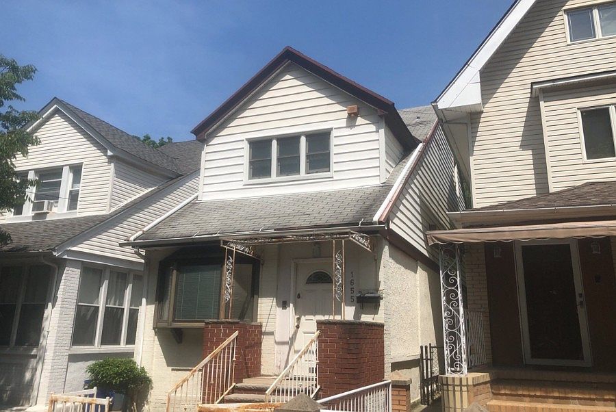 2nd image of 1655 E 21st St