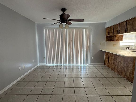 5th image of 3698 Jupiter Blvd SE