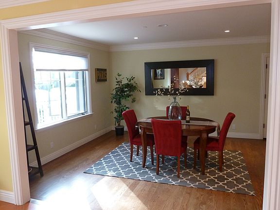 2nd image of 399 Sequoia Ave