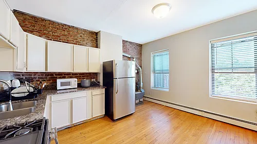 88 Hammond St #1L Photo 1