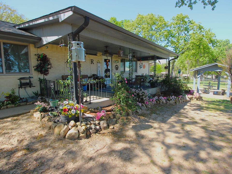 1st image of 205 Mason Dr