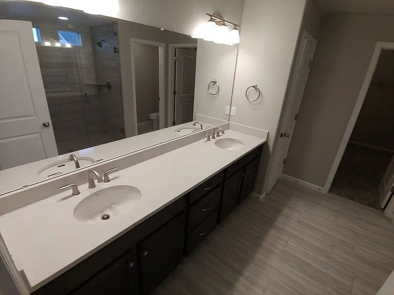 1042 Woodgate Ct — Photo 22