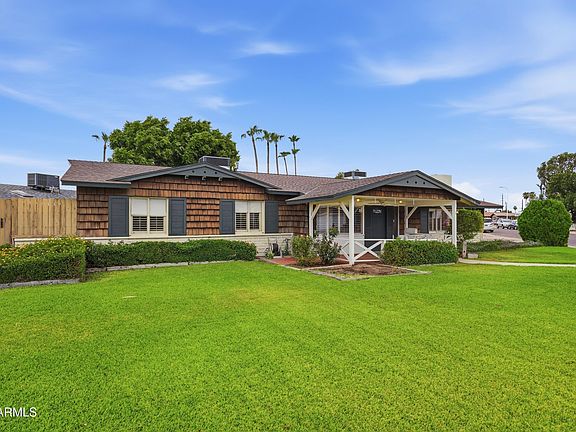 2nd image of 7838 N 37TH Avenue