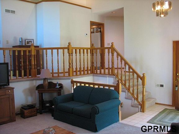 5th image of 55375 230th St