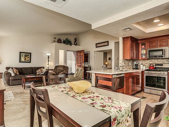4th image of 69403 Avenida De Las Montanas