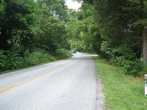 3rd image of Beaver Shores Rd