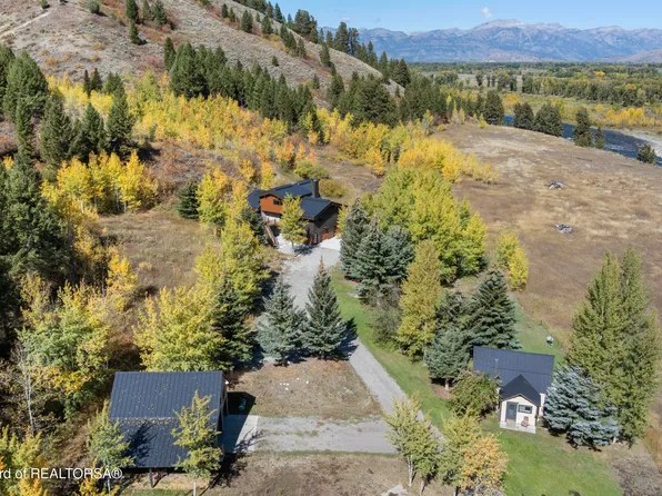 1325 Munger Mountain Rd, Jackson, WY 83001