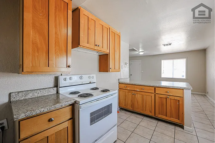 903 W Pierson St #1 — Photo 1