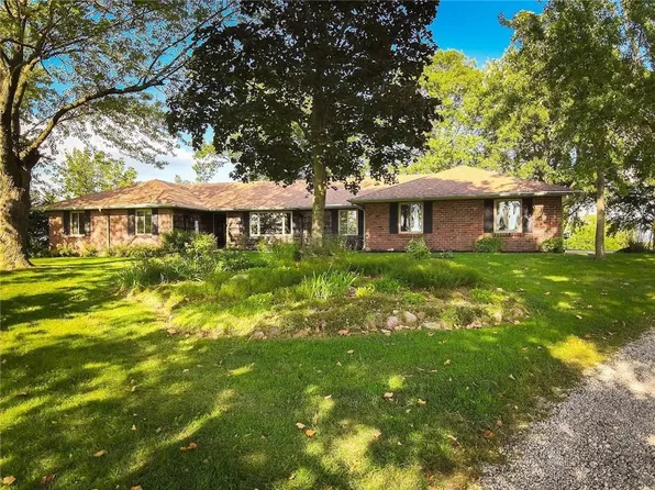 24916 Highway E, Maryville, MO 64468