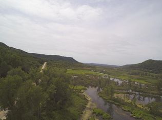 37 X Hwy, Alma, WI 54610