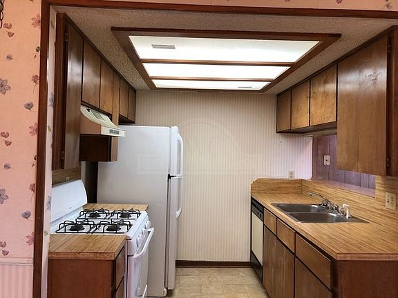 2nd image of 4203 Water St #B