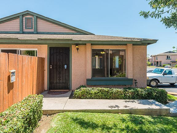 2nd image of 2037 Bluehaven Ct