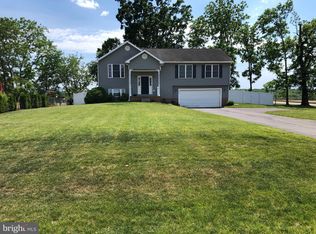 338 Oak Lee Dr, Ranson, WV 25438