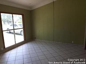 2nd image of 9523 Cadiz St