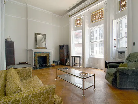 Sold by Sotheby's International Realty | media 13