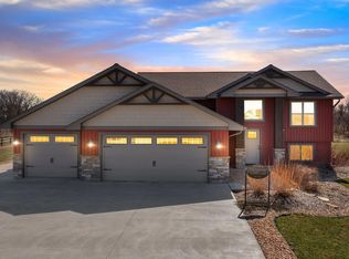 1009 166th St, Hammond, WI 54015