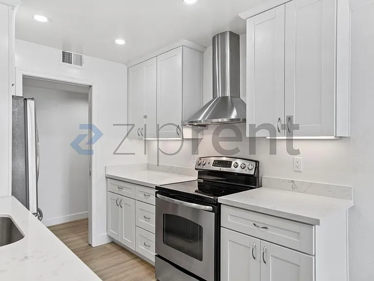 183 Del Medio Ave #103 — Photo 12