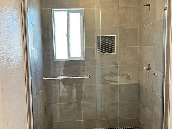 5th image of 3146 1/4 Sequoia Dr
