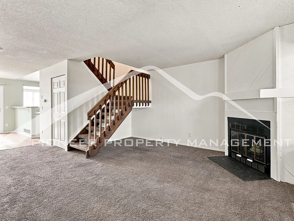 4230 E 94th Ave #C