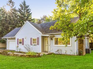 1169 E Cooke Rd, Columbus, OH 43224