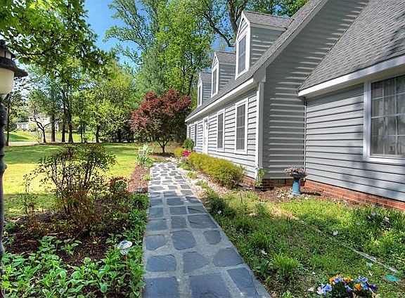 3rd image of 7314 Peanut Ln