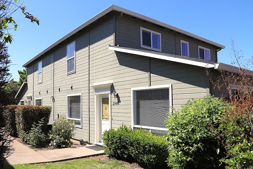 1st image of 3968 Arrowhead Dr