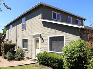 3968 Arrowhead Dr, Medford, OR 97504