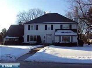 1018 E 24th St, Hibbing, MN 55746